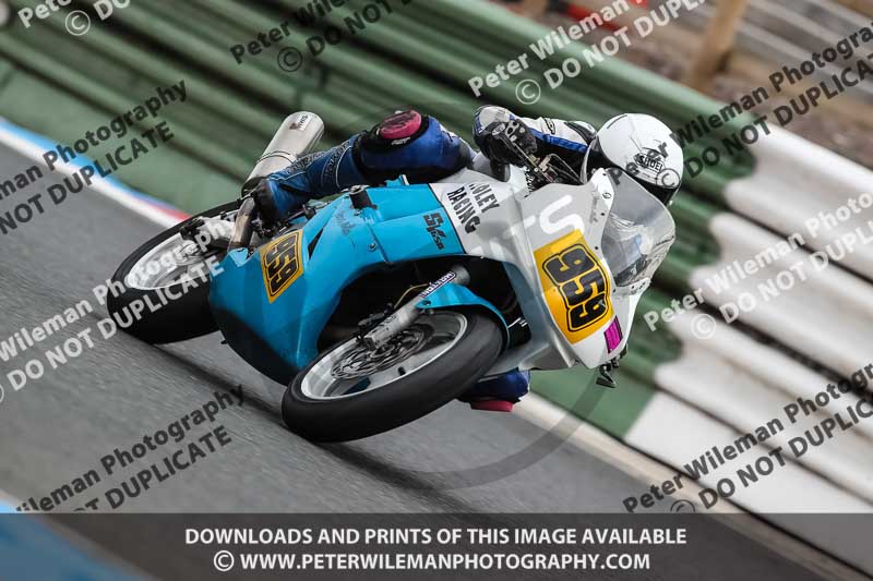 enduro digital images;event digital images;eventdigitalimages;mallory park;mallory park photographs;mallory park trackday;mallory park trackday photographs;no limits trackdays;peter wileman photography;racing digital images;trackday digital images;trackday photos